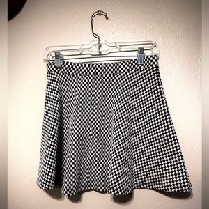 Cute Checkered Skirt from Forever 21 (Size M)
